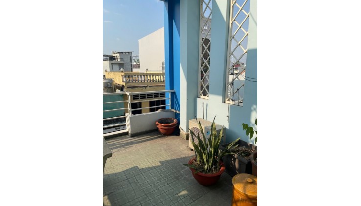Hiếm Lạc Long Quân - Quận 11 - HXH ngủ trong nhà - 4 tầng - 48m2